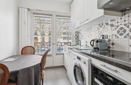 Quartier de l'Ecole-Militaire Apartment | Nice apartment near the Hôtel des Invalides