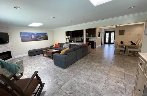 Lake Forest House | Nice backyard with pool and outdoor BBQ