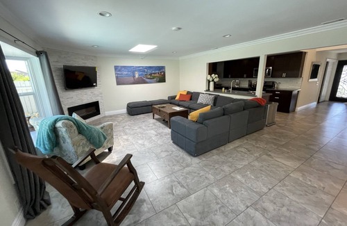 Lake Forest House | Nice backyard with pool and outdoor BBQ