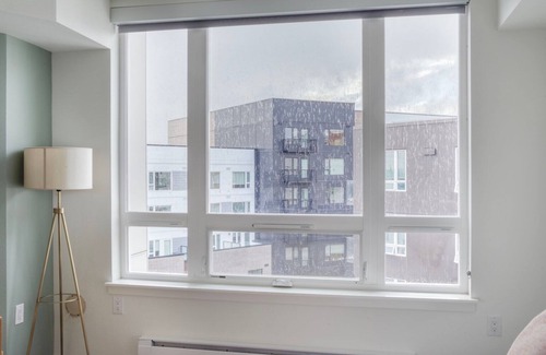 Yesler Terrace Apartment | Nice First Hill studio w/Gym & BBQ, nr park, by Blueground