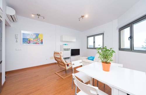 Playa de Arinaga Condo | Nice frontline apartment in Playa de Arinaga