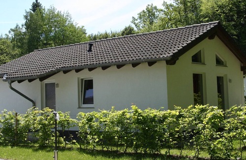 Ferienhausgebiet Hillenseifen House | Nice holiday home with dishwasher, in a green area