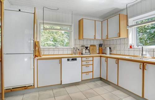 Vedelshave House | Nice home in Asperup with sauna