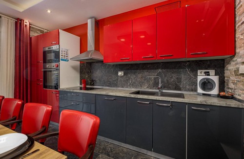 Vantacici House | Nice home in Vantacici with WiFi