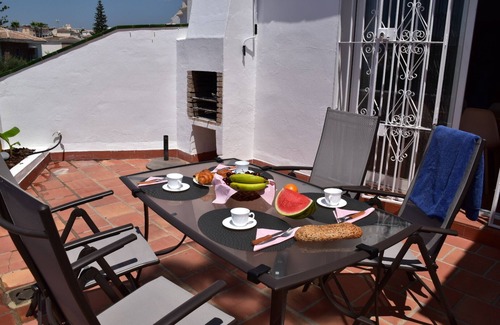 Nerja Ski Chalet | Nice house 5 minutes walking distance to the beach with swimming pool.