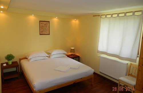 Oarja Bed & Breakfast | Nice property within easy drives towards must see Romanian attractions