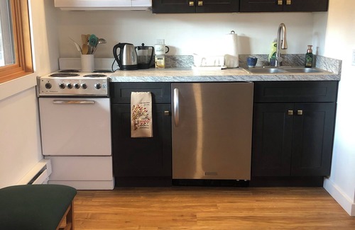 Stanley Apartment | Nice studio with WiFi in charming Stanley