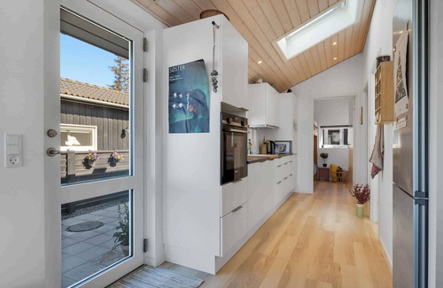 Karrebksminde House | Nice summer house near the water's edge