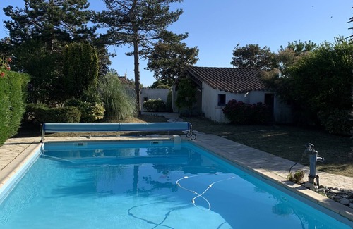 La Bree-les-Bains House | Nice villa in la Bree les bains for 8 people with swimming pool, 300 m from the beach