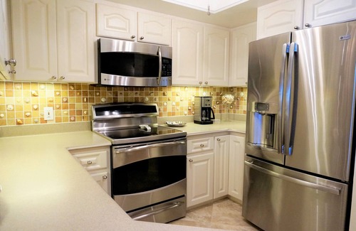 Englewood Villa | Nicely Decorated Villa Great location, Great View waiting for you! B3712A