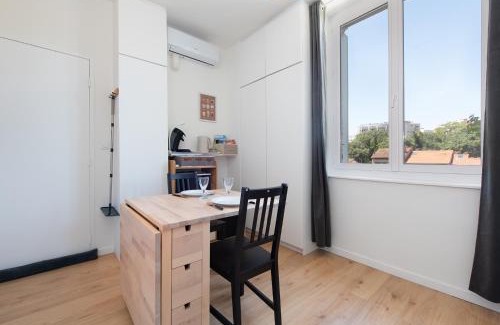 Guilhemery Apartment | Nid Citadin - Climatisation