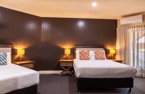 Nowra Hotel | Nightcap at Archer Hotel