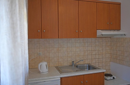 Gialiskari Apartment | Nikos Apartments A7 - One Bedroom Apartment, Sleeps 3