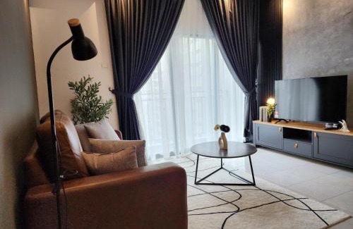 Nilai Apartment | Nilai KLIA Youth City Residence Fully AirCon Blissful Suite