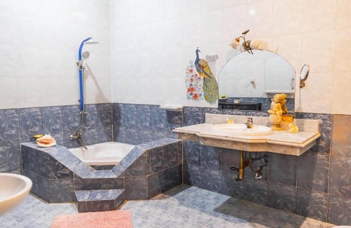 Luxor House | Nile Castle