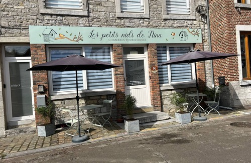 Fosses-La-Ville Apartment | Nina's little Nests 1