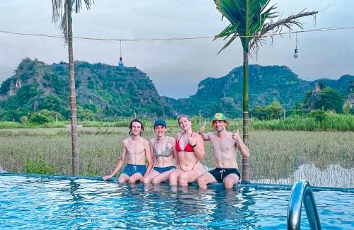 Hoa Lu Bed & Breakfast | Ninh Binh Mountainside Bungalow