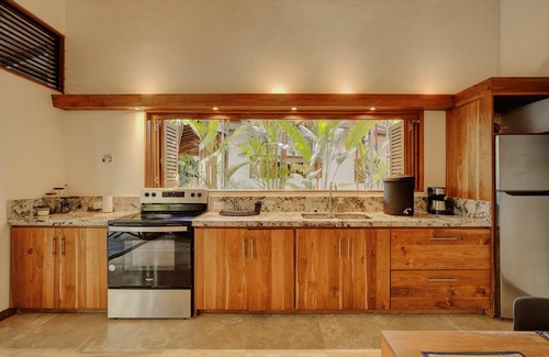 Chiguata Ski Chalet | Nirvana House. Tropical balinese style house