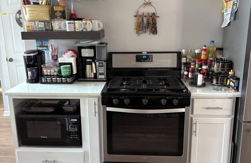 Grand Junction House | nLarge Lakehouse~Pet Friendly+Private Beach+Hot Tub+Game Rm+Tiki Hut+Gym=FUN!