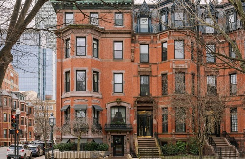 Back Bay West Apartment | No. 284 powered by Sonder | Superior Queen Room+