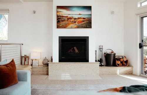 Binalong Bay House | No 9 Bay of Fires - Sweeping Views