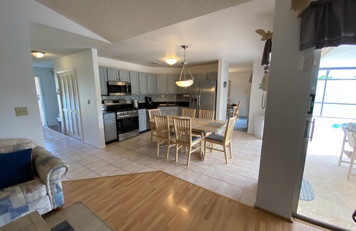 Indian Ridge House | NO Rear Neighbors, Sunny Private Pool, Game Rm, 5 Star, Close to Disney, WIFI