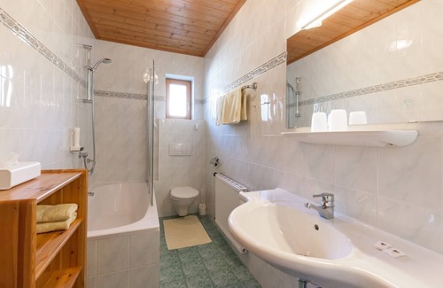 Sankt Johann in Tirol Hotel | Noichl's Hotel Garni