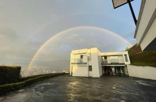 Envigado Villa | Nomad Finca