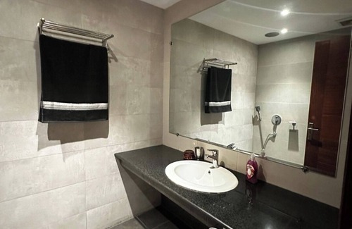 Lahore Apartment | Norah Homes- 1 BHK- Private Balcony- Chic & Modern- Family Friendly!