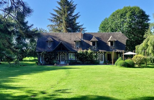 Le Planquay House | Norman house in majestic grounds with heated swimming pool