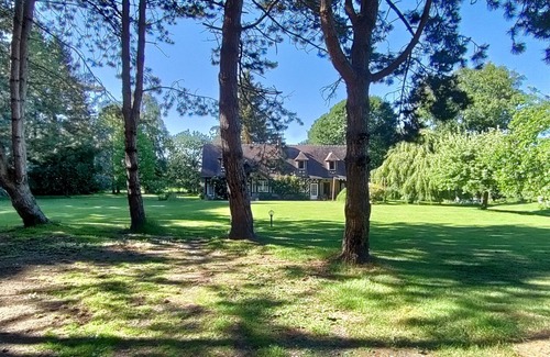 Le Planquay House | Norman house in majestic grounds with heated swimming pool