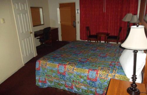 Crescent City Hotel | North Coast Inn