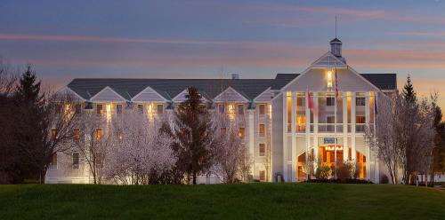 North Conway Resort | North Conway Grand Hotel