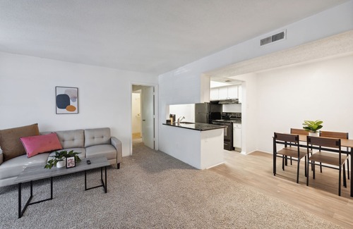 Winston - Salem Apartment | Northcliffe 407 I Fully Furnished 2 Bedroom 2 Ba