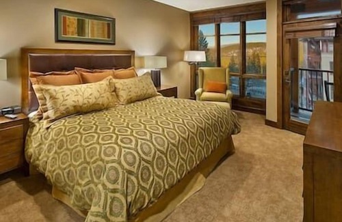 Truckee Resort | Northstar Lodge, Welks Resort & Spa, Hot Tub
