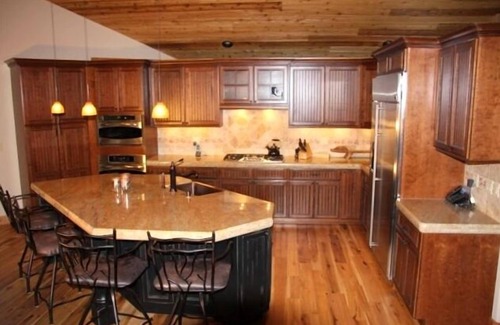 Truckee Ski Chalet | NorthStar North Lake Tahoe Home 5BR 5BA Bonus Sleeps 12 10+2 or 4 under 12