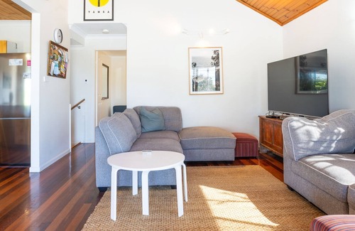 Angourie House | Northview - Pet Friendly