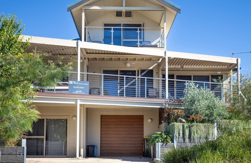 Angourie House | Northview - Pet Friendly
