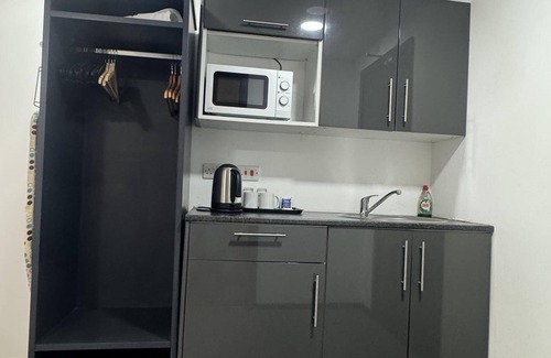 Nottingham Apartment | Nottingham Studio-citycentre-tv-wifi