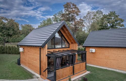 Polanica-Zdroj Villa | Nova Osada Widok na Góry - domki z gorącą balią z jacuzzi