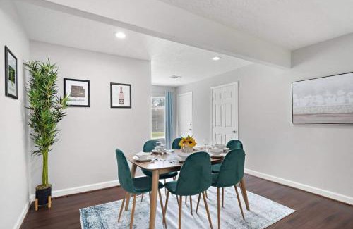 Bellaire House | Nr Med Center, Nrg, Galleria Htown Getaway Games