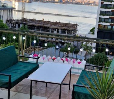 Bayil Hotel | Nur Hotel & Terrace Cafe
