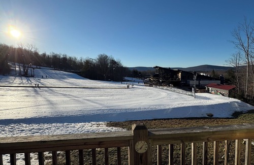 Northface Condo | NWB3-Timberline Condo! Sleeps 6