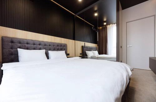 Shevchenkivs'kyi District Apartment | Nyvky Like Home - Файна Таун із сезонним басейном - Кв 175 низький поверх