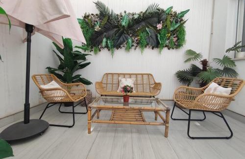 Doctor Barraquer-Grupo Renfe-Policlinico Apartment | Oasis con patio y encanto en centro Sevilla
