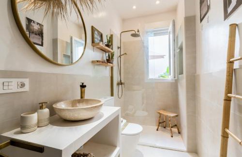 Doctor Barraquer-Grupo Renfe-Policlinico Apartment | Oasis con patio y encanto en centro Sevilla
