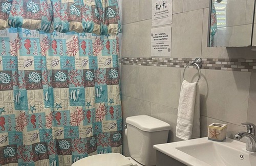 Puerto Nuevo Apartment | Oasis@MarBella is located in Playa de Vega Baja.