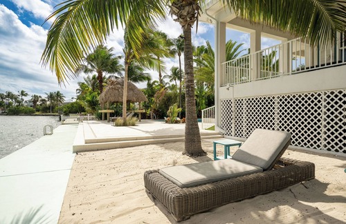 Bay Point House | Ocean 9 Villa, Amazing Waterfront, 15 mins away from Duval Street!