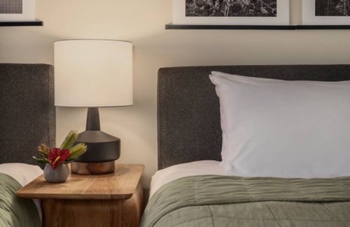 Historic Kailua Village Hotel | Ocean Air, Island Flair: 3 Rooms, Stylish Kona Basecamp for Sun & Adventure