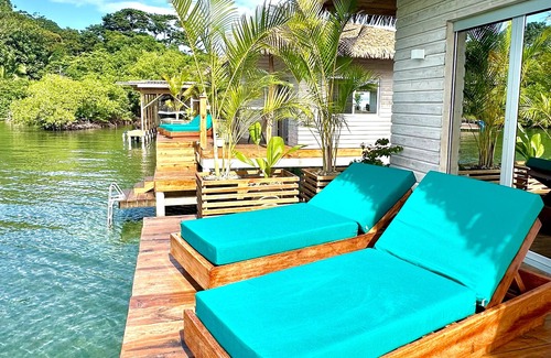 Isla Solarte House | Ocean Breeze Over Water Bungalow, 1 Bedroom, 1 Kingbed, 1 Living Room, 1 Kitchen